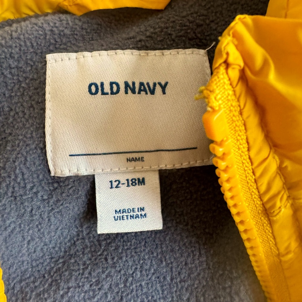 Old Navy | Yellow Puffer Vest in a Fantastic Yellow | 12-18mo - Picture 3 of 3